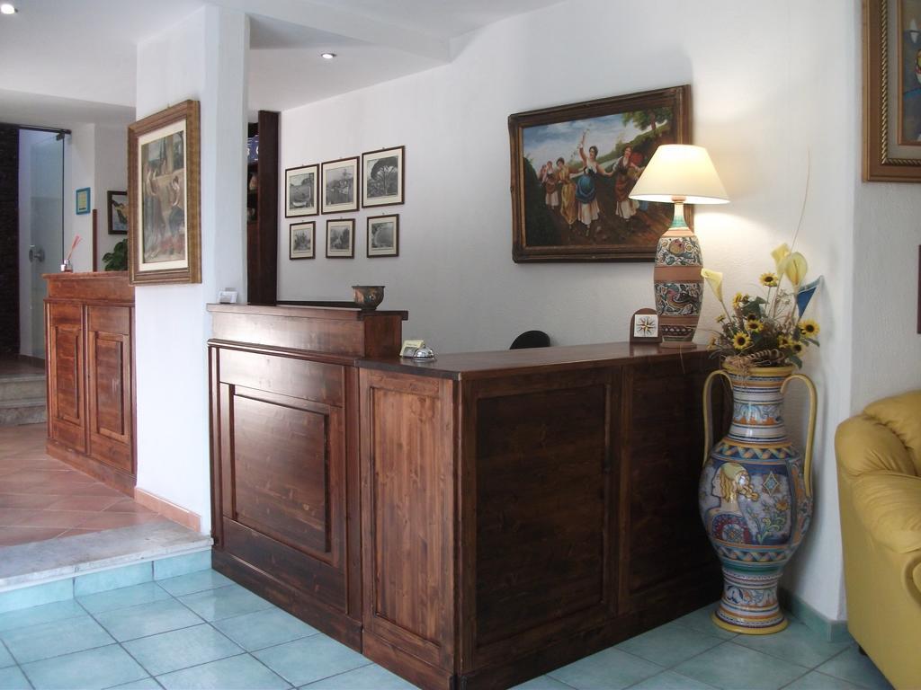 Residence Hotel Eden Палинуро Екстериор снимка