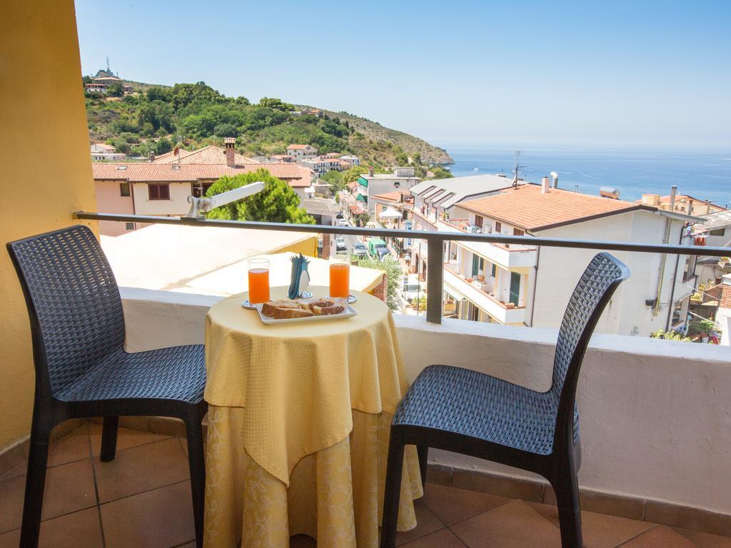Residence Hotel Eden Палинуро Екстериор снимка