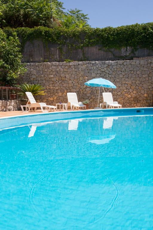 Residence Hotel Eden Палинуро Екстериор снимка