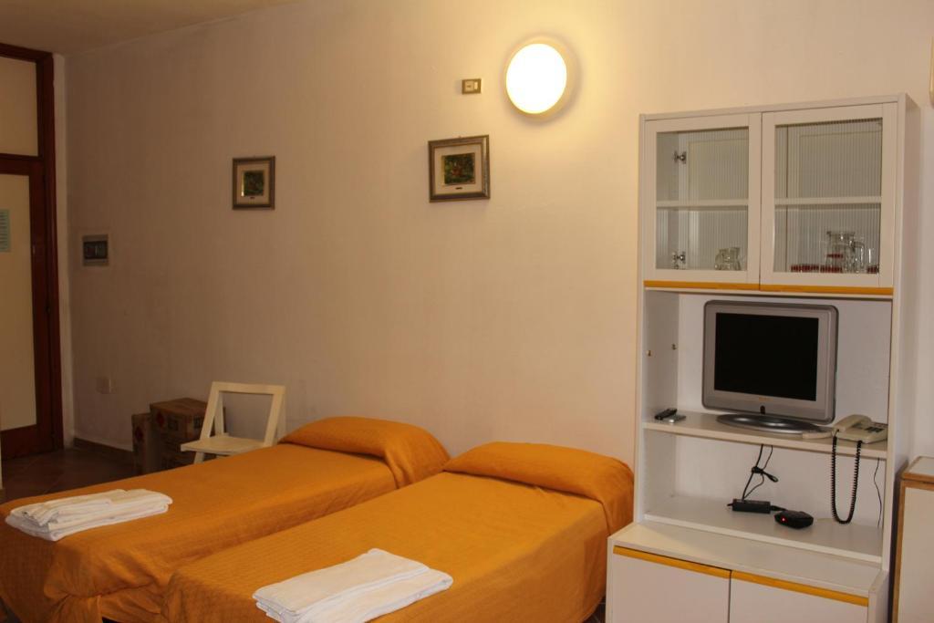 Residence Hotel Eden Палинуро Екстериор снимка